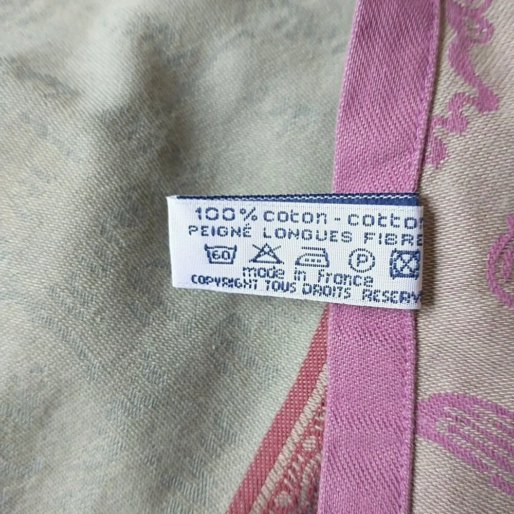 Le Jacquard Francais this tablecloth